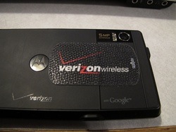 Verizon giving the DROID a bandaid, and why you should not carry your DROID in the pocket of your sweatpants