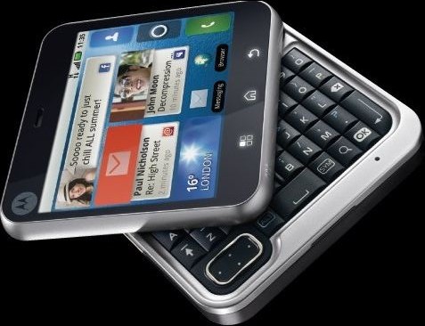 Motorola Flipout with MOTOBLUR and Android 2.1 specs & images revealed