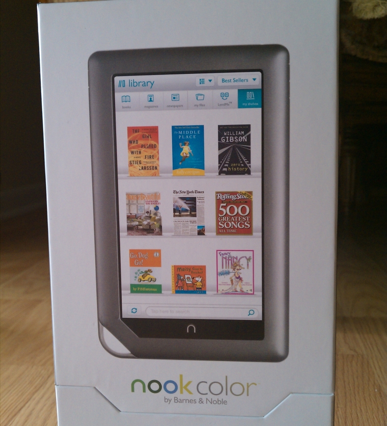 nook color box Barnes & Noble Nook Color Unboxing & Hands on